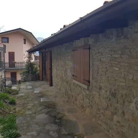 Daire Casa Val Del Riso Gorno