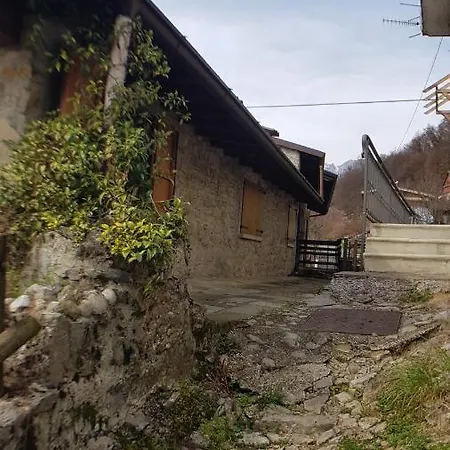 Casa Val Del Riso Lägenhet